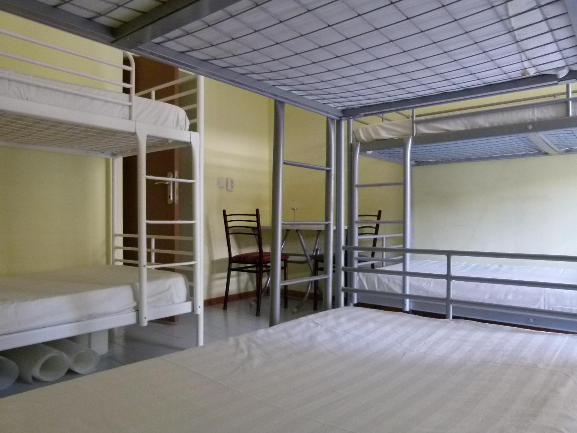 Why Me Eco-Friendly Hostel Tbilisi Ngoại thất bức ảnh