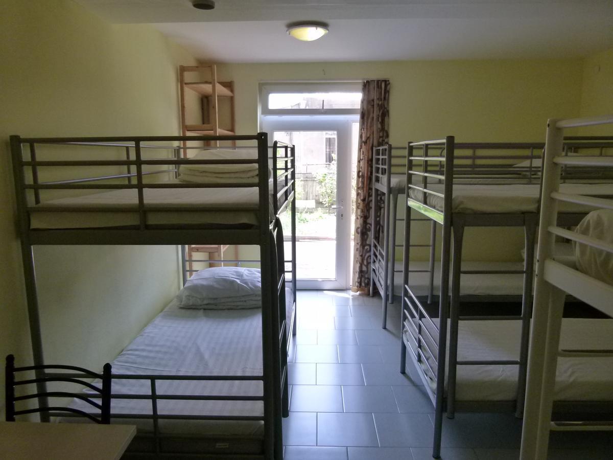 Why Me Eco-Friendly Hostel Tbilisi Ngoại thất bức ảnh