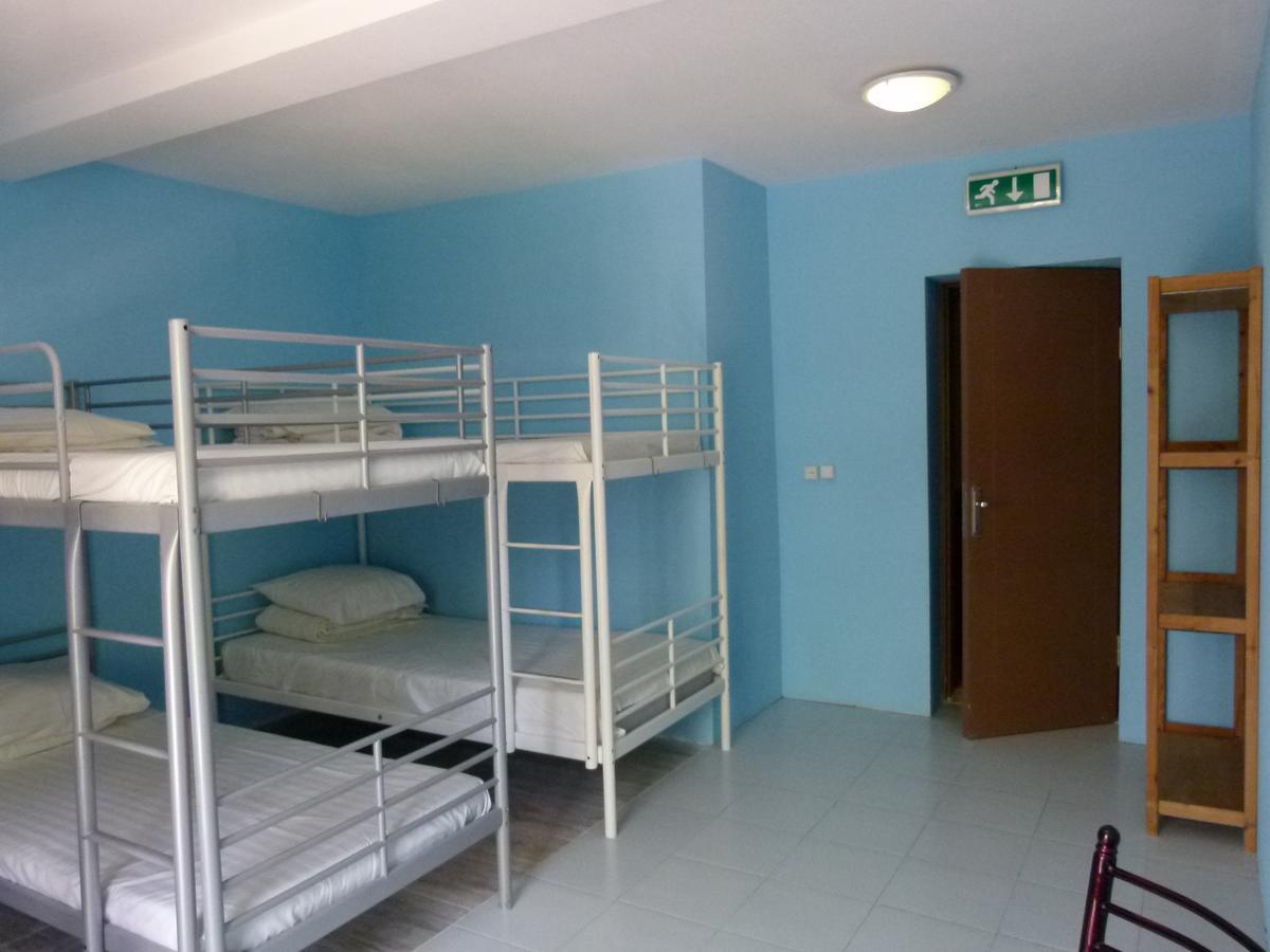 Why Me Eco-Friendly Hostel Tbilisi Ngoại thất bức ảnh