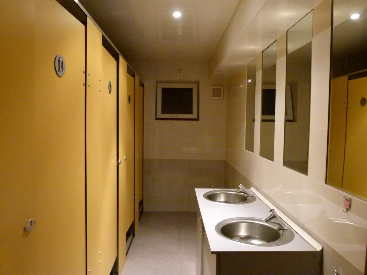 Why Me Eco-Friendly Hostel Tbilisi Ngoại thất bức ảnh