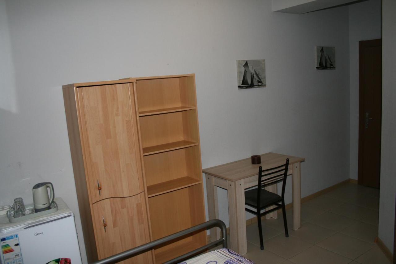 Why Me Eco-Friendly Hostel Tbilisi Ngoại thất bức ảnh