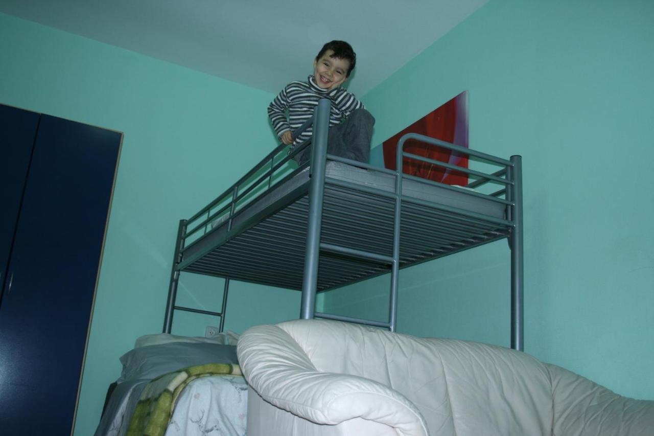 Why Me Eco-Friendly Hostel Tbilisi Ngoại thất bức ảnh