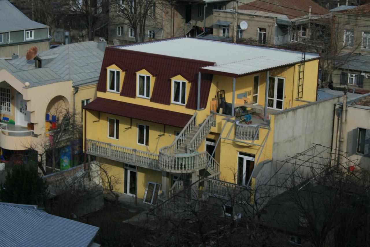 Why Me Eco-Friendly Hostel Tbilisi Ngoại thất bức ảnh