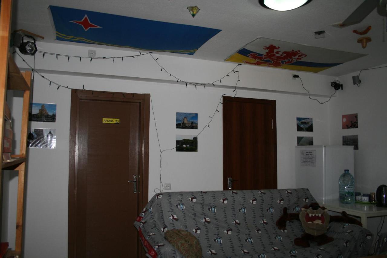 Why Me Eco-Friendly Hostel Tbilisi Ngoại thất bức ảnh